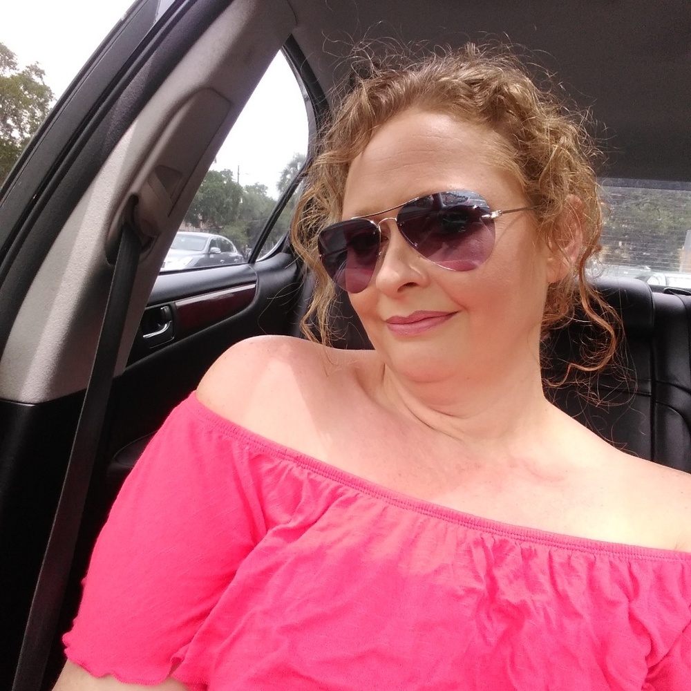 Meet your Posher, Allison